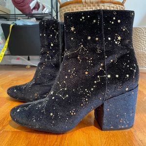 UO Margot Velvet Boot, black velvet w/ gold stars and constellations, WORN ONCE